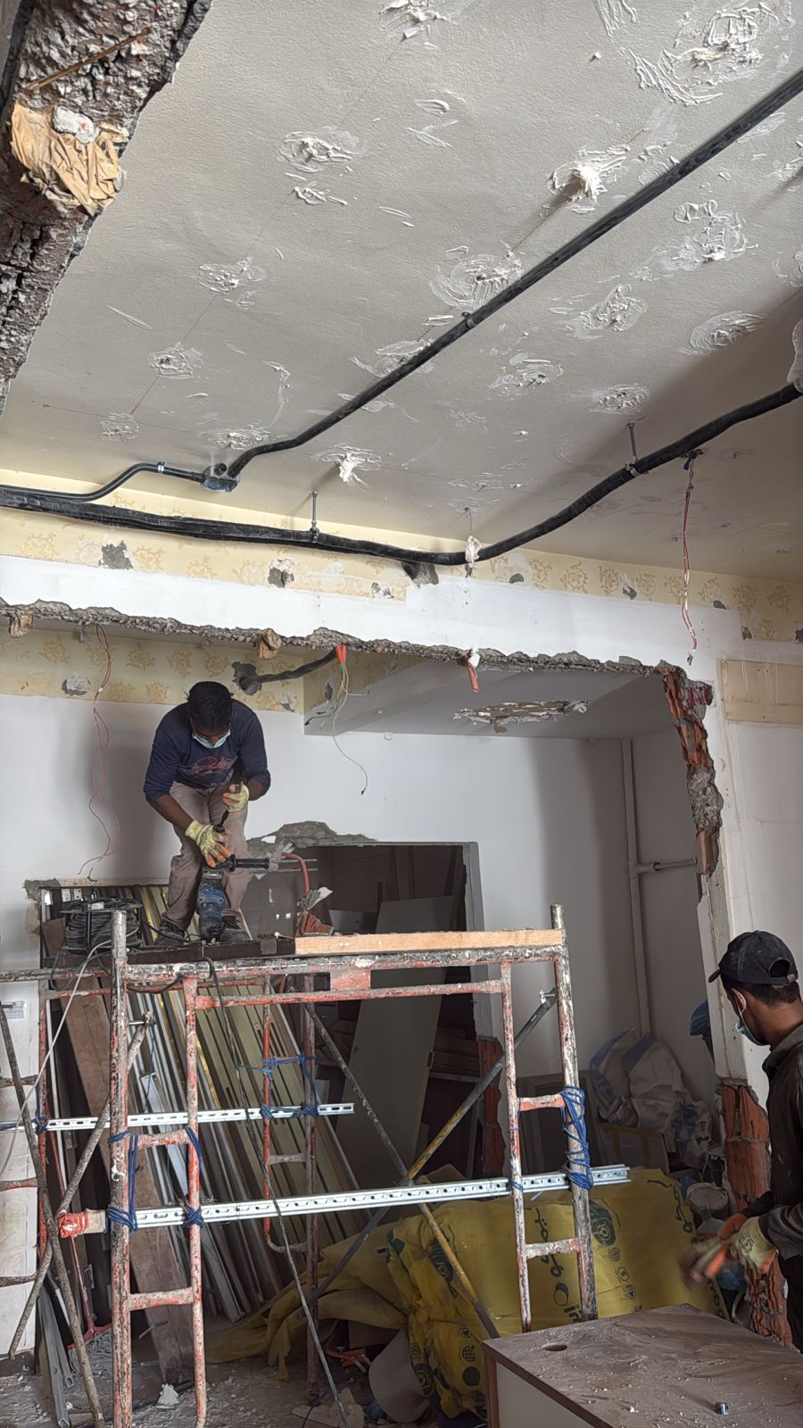 Office remodeling Riyadh - flooring and wall finishing